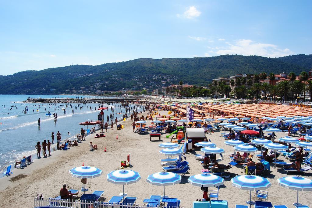 Ferienwohnung Sapore Di Sale Marina dʼMarina dʼAndora Exterior foto