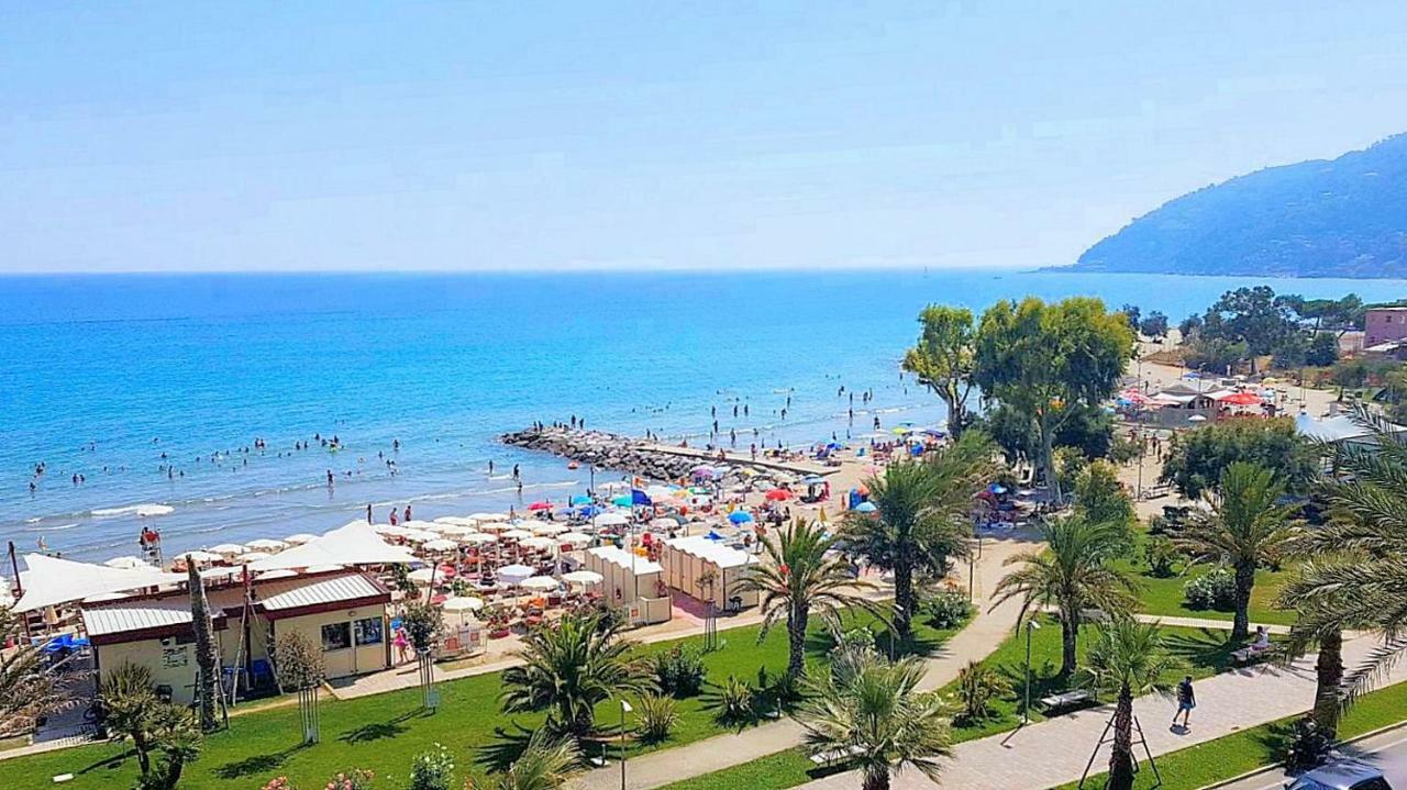 Ferienwohnung Sapore Di Sale Marina dʼMarina dʼAndora Exterior foto