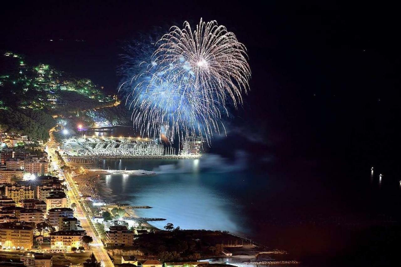 Ferienwohnung Sapore Di Sale Marina dʼMarina dʼAndora Exterior foto